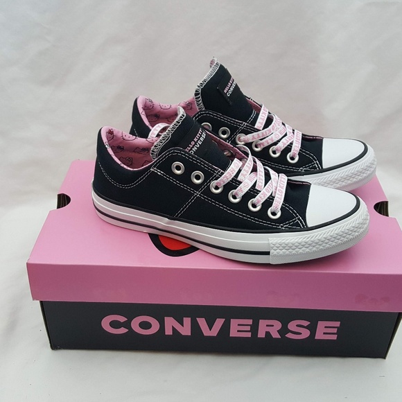 converse hello kitty hip pack